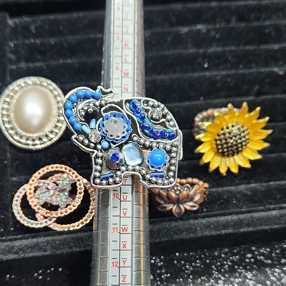 Mixed Color Ring Lot Of 5 - Picture 5 of 7